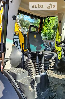 Екскаватор навантажувач JCB 3CX 2020 в 