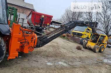 Фреза дорожня JCB 3CX 1999 в Чернівцях