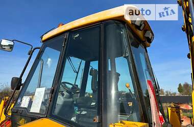 Экскаватор погрузчик JCB 3CX 2000 в 