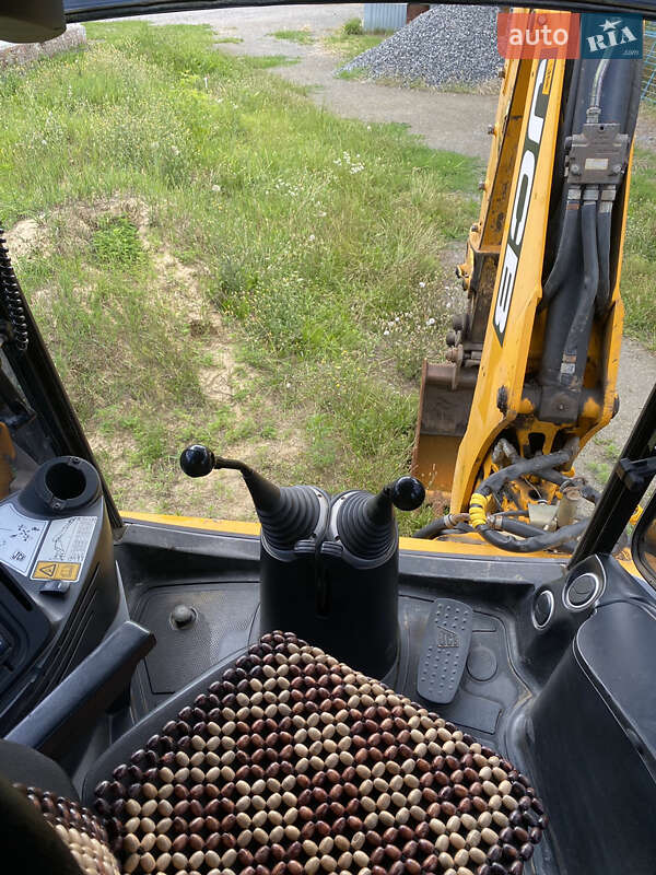 Екскаватор навантажувач JCB 3CX 2013 в Харкові