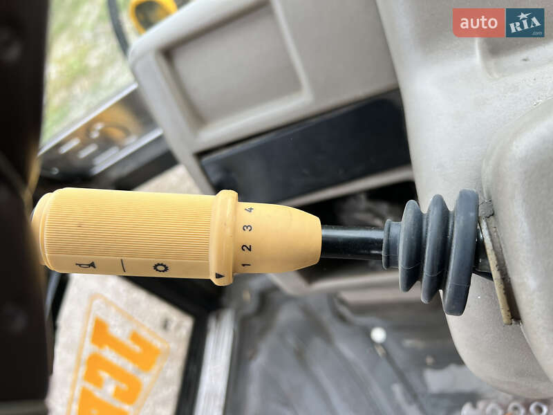 Экскаватор погрузчик JCB 3CX 1996 в Заставной