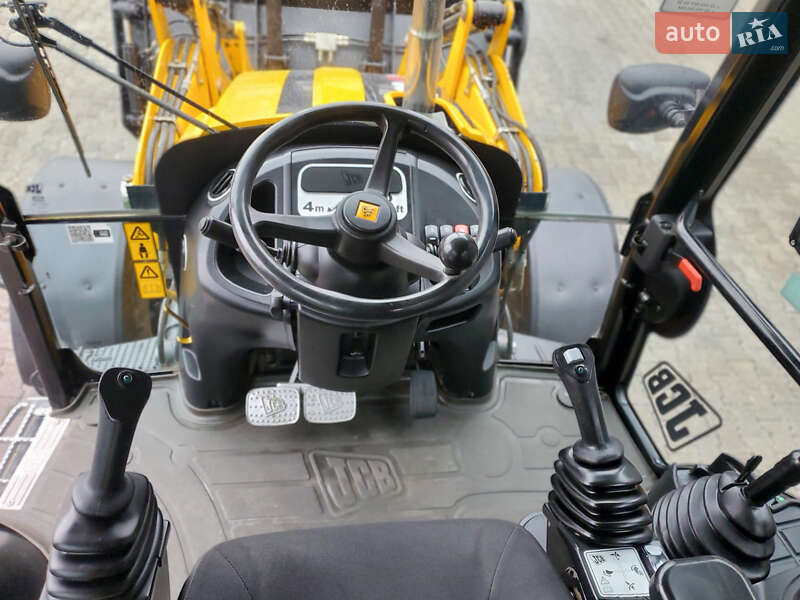 Экскаватор погрузчик JCB 3CX 2018 в Ровно
