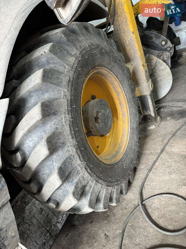 Экскаватор погрузчик JCB 3CX 2011 в Кривом Роге