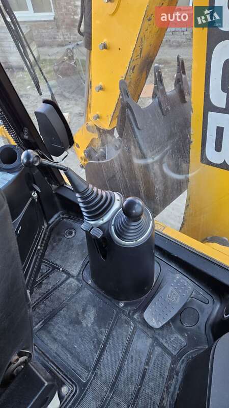 Экскаватор погрузчик JCB 3CX 2019 в Умани