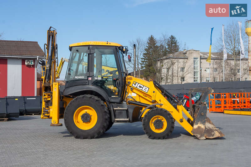 Экскаватор погрузчик JCB 3CX 2015 в 