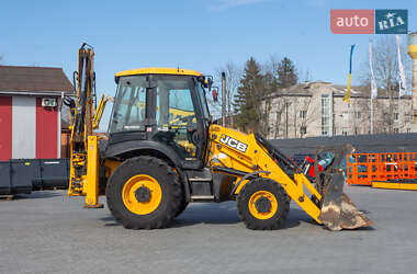Экскаватор погрузчик JCB 3CX 2015 в 
