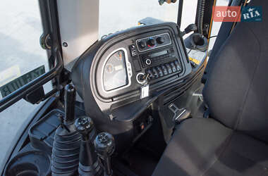 Экскаватор погрузчик JCB 3CX 2015 в 