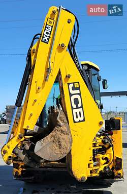 Экскаватор погрузчик JCB 3CX 2011 в 