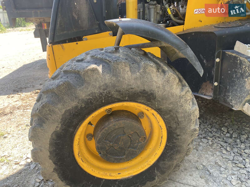 Екскаватор навантажувач JCB 3CX 2008 в Кам'янець-Подільському