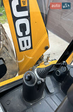 Экскаватор погрузчик JCB 3CX 2019 в 