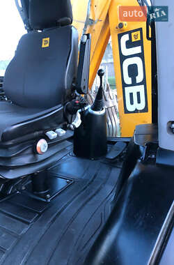 Экскаватор погрузчик JCB 3CX 2014 в 