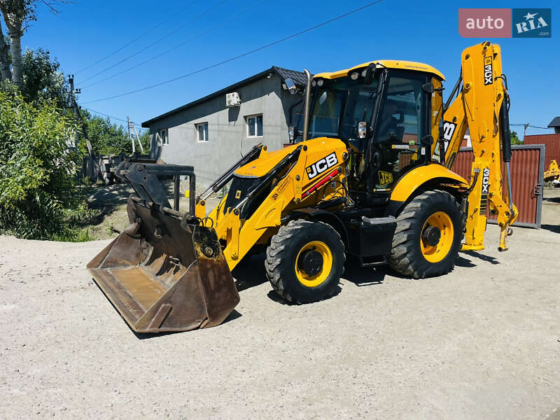 Экскаватор погрузчик JCB 3CX 2010 в Черновцах