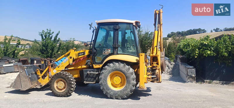 Екскаватор навантажувач JCB 3CX 2002 в Чернівцях