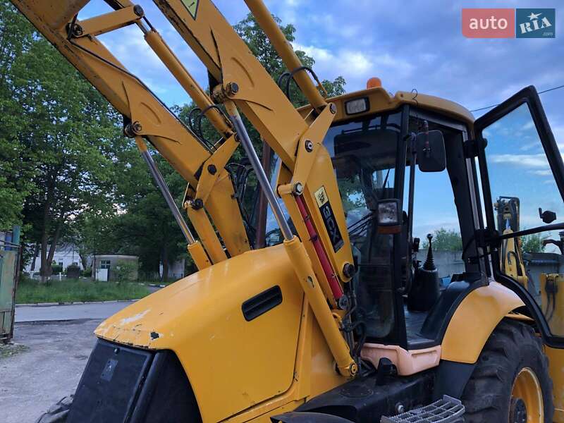 Екскаватор навантажувач JCB 3CX 2006 в Калуші