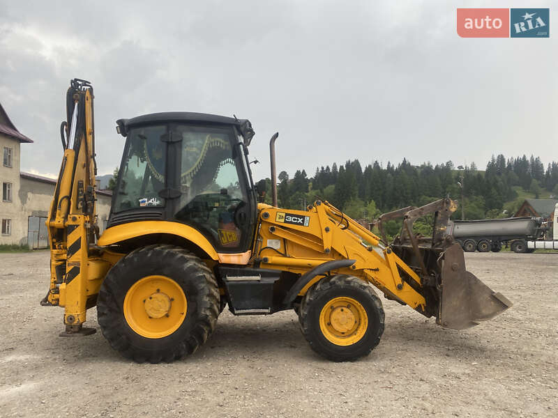 Екскаватор навантажувач JCB 3CX 2004 в Ворохті