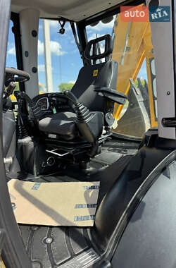 Екскаватор навантажувач JCB 3CX 2011 в 