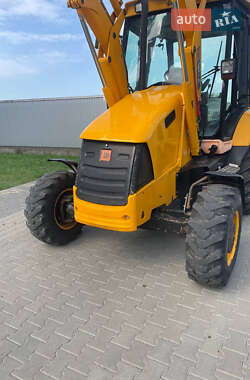 Экскаватор погрузчик JCB 3CX 2006 в 