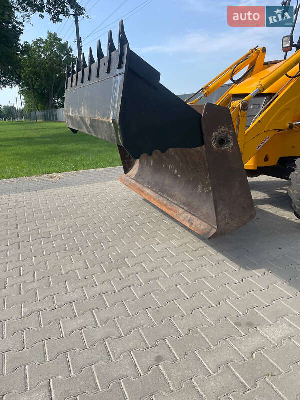 Экскаватор погрузчик JCB 3CX 2006 в Черновцах