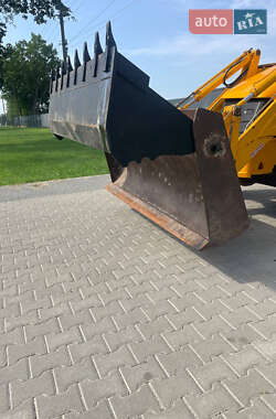 Экскаватор погрузчик JCB 3CX 2006 в 