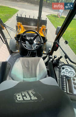Экскаватор погрузчик JCB 3CX 2006 в 