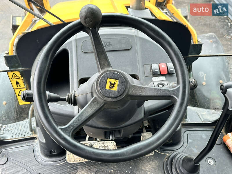 Екскаватор навантажувач JCB 3CX 2017 в Житомирі