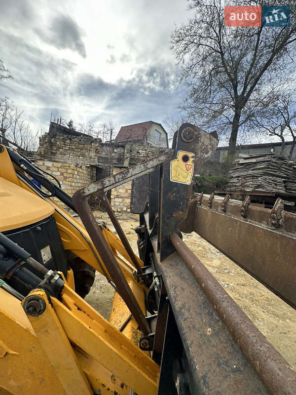 Экскаватор погрузчик JCB 3CX 2015 в Одессе
