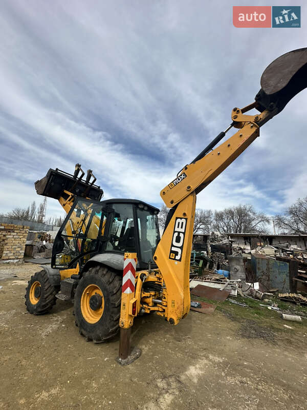 Экскаватор погрузчик JCB 3CX 2015 в Одессе
