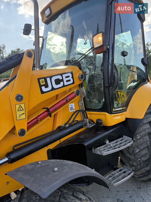 Екскаватор навантажувач JCB 3CX 2008 в Виноградові