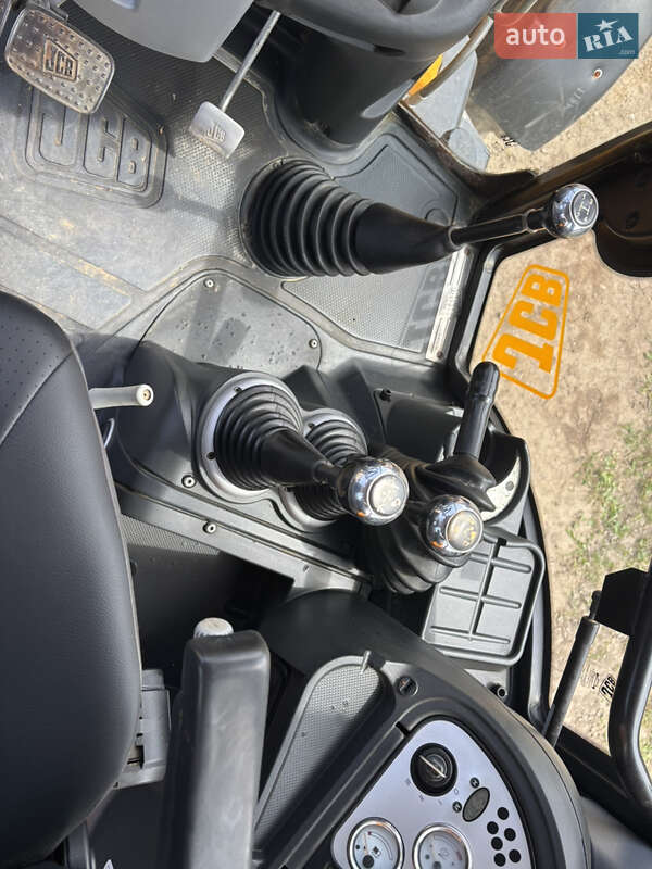 Экскаватор погрузчик JCB 3CX 2007 в Львове