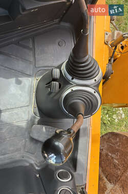 Экскаватор погрузчик JCB 3CX 2007 в 