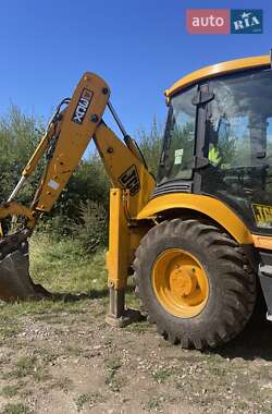 Экскаватор погрузчик JCB 3CX 2005 в 