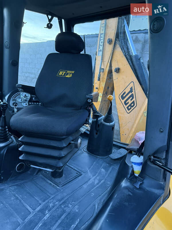 Экскаватор погрузчик JCB 3CX 2009 в Одессе