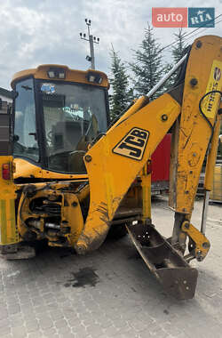 Экскаватор погрузчик JCB 3CX 2003 в 