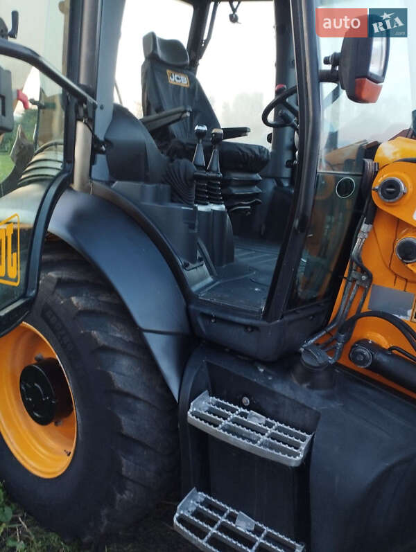Екскаватор навантажувач JCB 3CX 2010 в Львові