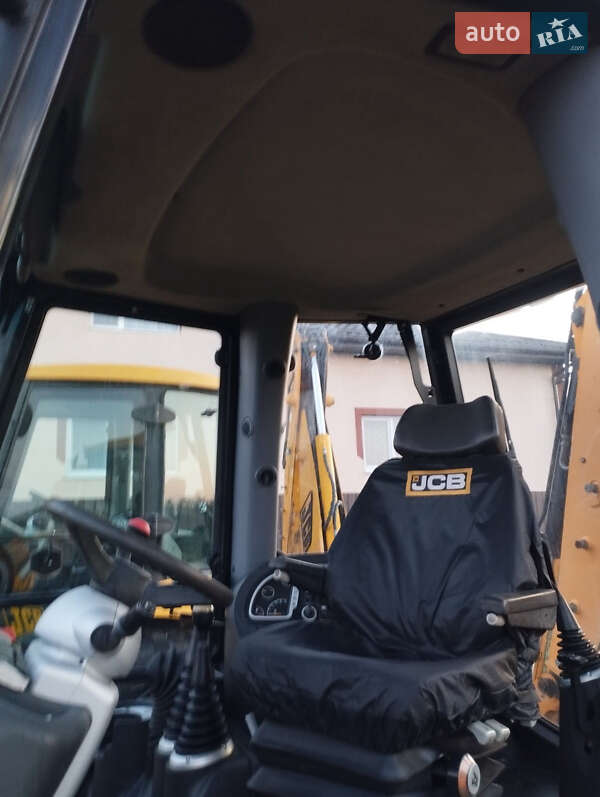 Екскаватор навантажувач JCB 3CX 2010 в Львові
