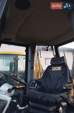 Экскаватор погрузчик JCB 3CX 2010 в 