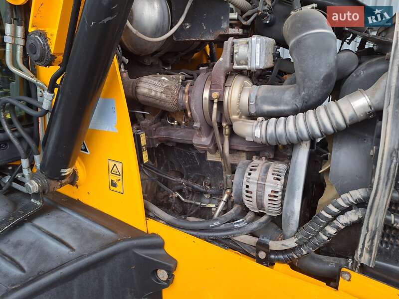 Екскаватор навантажувач JCB 3CX 2017 в Білій Церкві