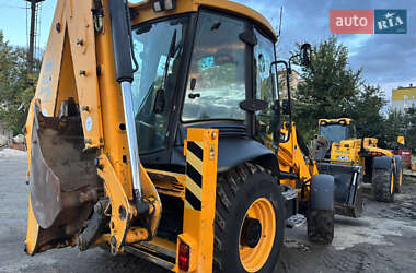 Экскаватор погрузчик JCB 3CX 2010 в 