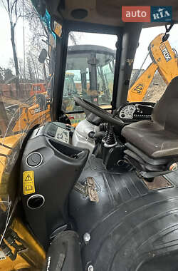 Колісний екскаватор JCB 3CX 2005 в 