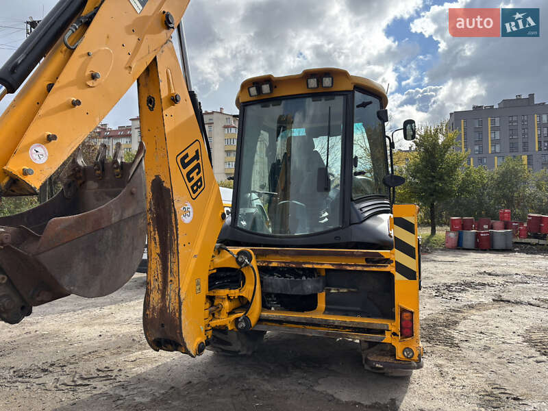 Екскаватор навантажувач JCB 3CX 2010 в Львові