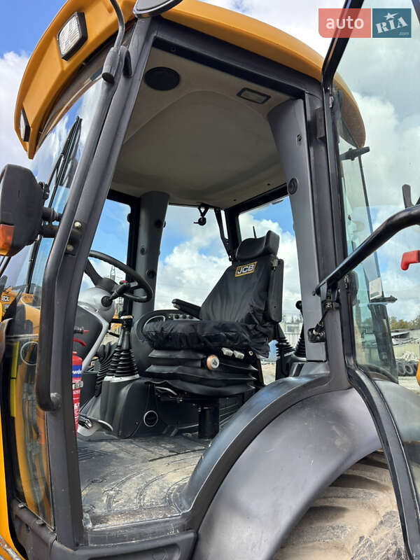 Екскаватор навантажувач JCB 3CX 2010 в Львові