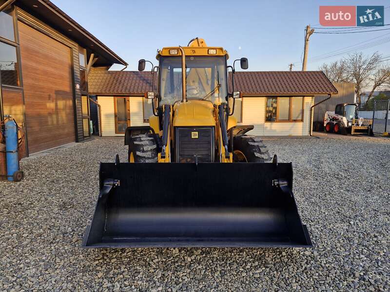 Экскаватор погрузчик JCB 3CX 2009 в Черновцах