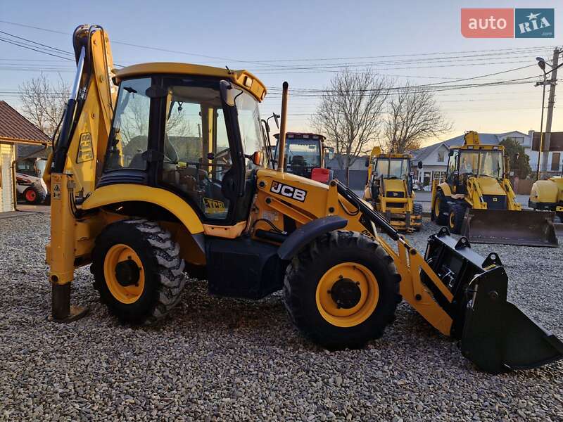 Экскаватор погрузчик JCB 3CX 2009 в Черновцах