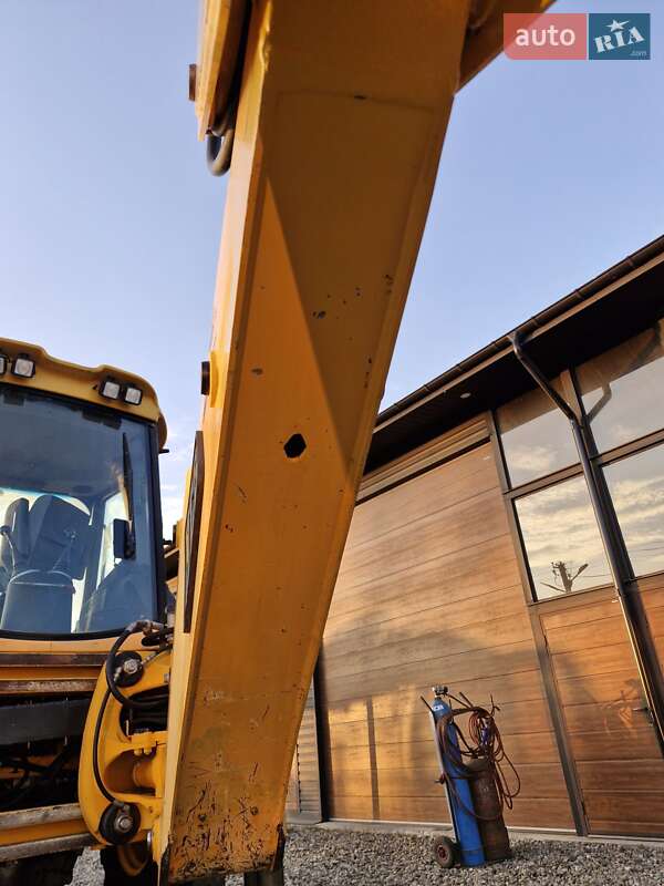Экскаватор погрузчик JCB 3CX 2009 в Черновцах