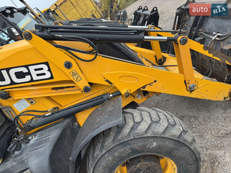 Экскаватор погрузчик JCB 3CX 2011 в Кривом Роге фото 9 Экскаватор погрузчик JCB 3CX 2011 в Кривом Роге
