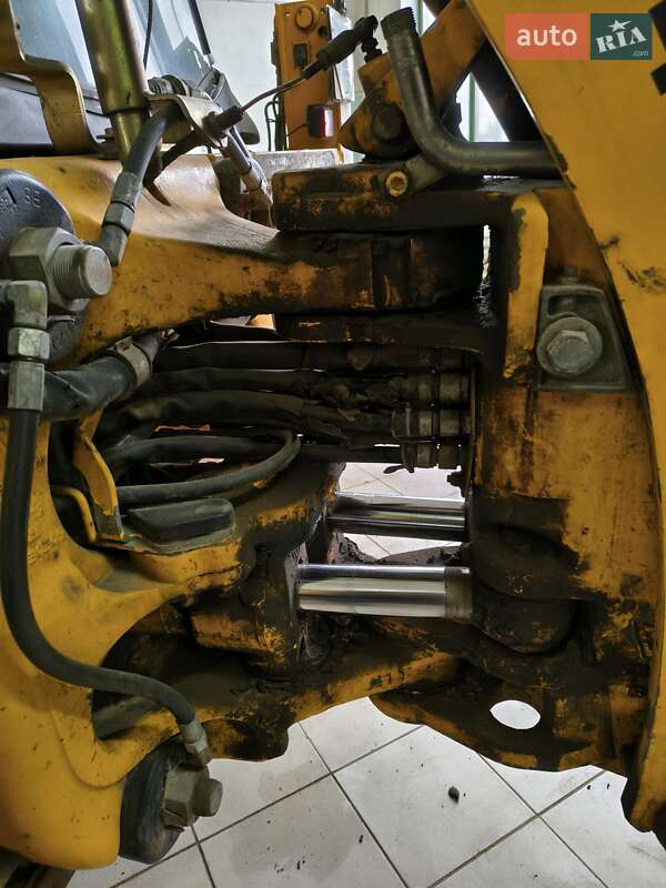 Экскаватор погрузчик JCB 3CX 2013 в Чернигове