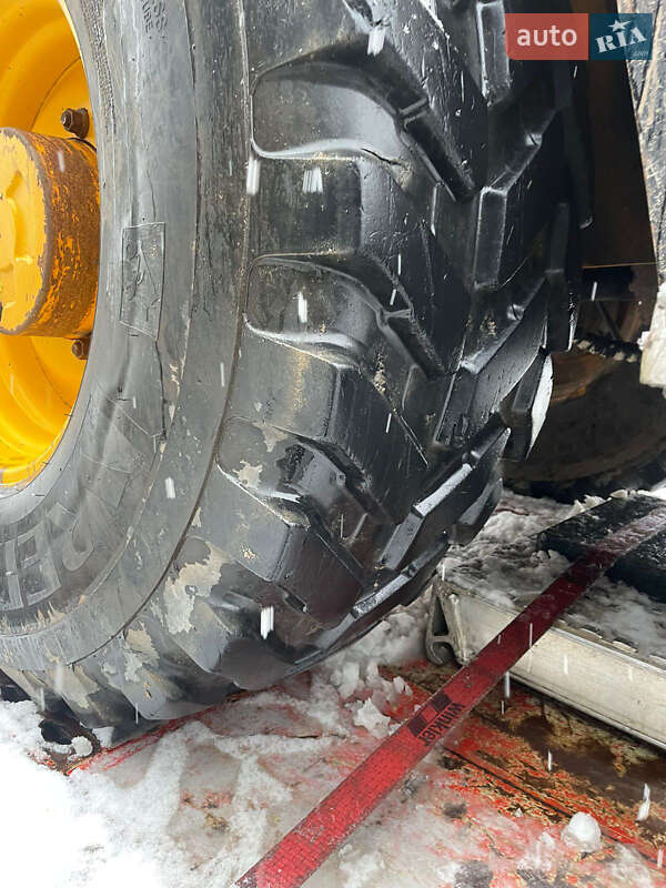 Экскаватор погрузчик JCB 3CX 2007 в Львове