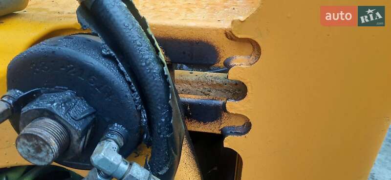 Экскаватор погрузчик JCB 3CX 2011 в Львове