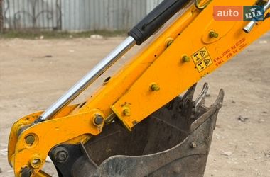 Экскаватор погрузчик JCB 3CX 2011 в Одессе