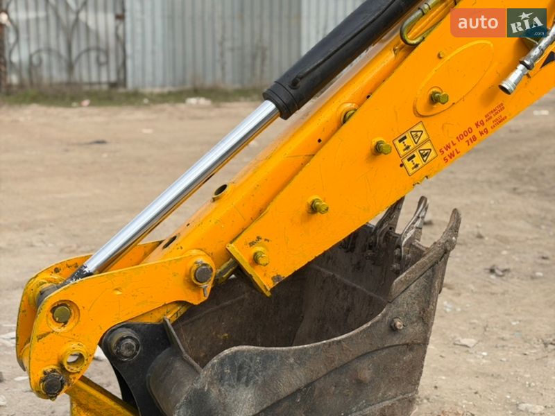 Экскаватор погрузчик JCB 3CX 2011 в Одессе